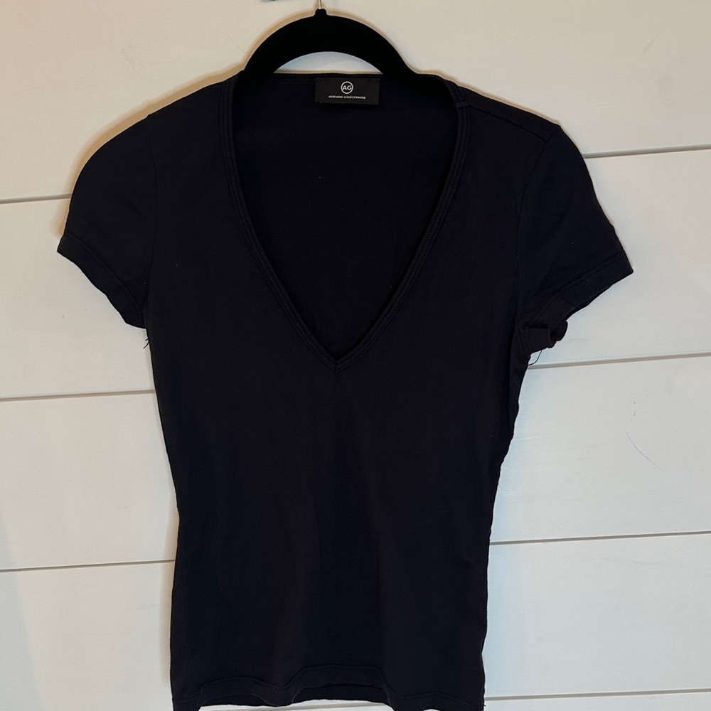 AG Adriano Goldschmied Black‎ V-Neck Short Sleeve Tee size S EUC